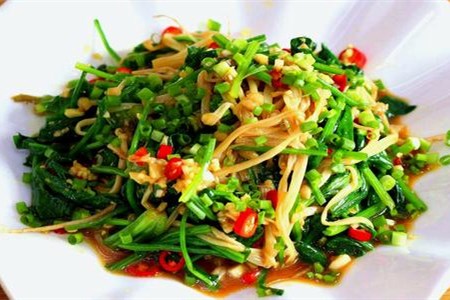 菠菜怎么做好吃(涛哥教你做法大全).jpg