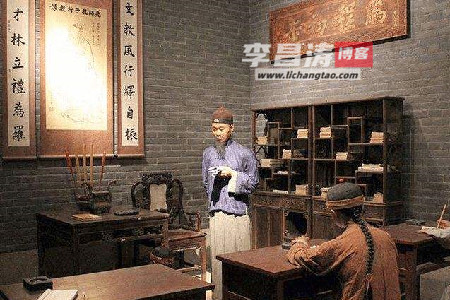 无用之用情亦取，但使锋芒避吾身